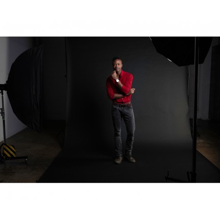 Emily Background Paper Rolls 2.72x10m #44 Jet Black