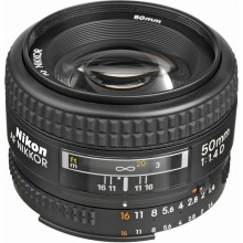  Nikon AF NIKKOR 50mm f/1.4D Lens