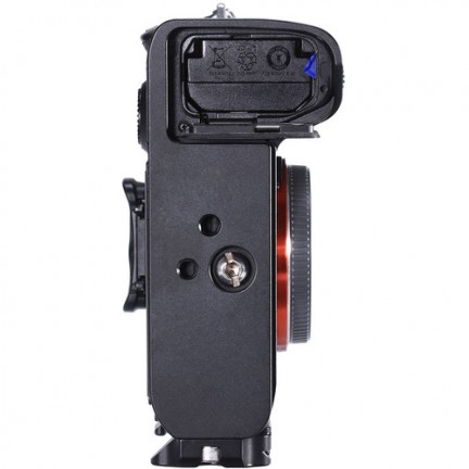 UURig R013 L-Bracket for Sony a7 III and a7R III Series Cameras