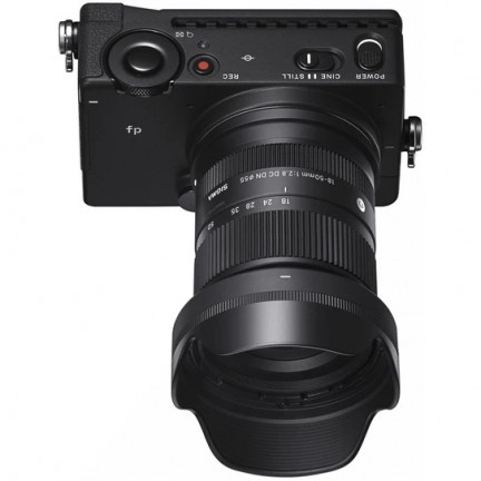 Sigma 18-50mm f/2.8 DC DN Contemporary Lens for Sony E