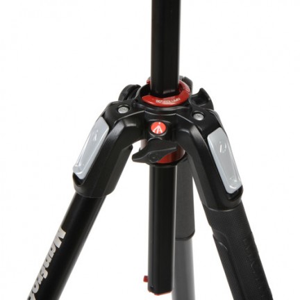 Manfrotto MK190XPRO3-3W Aluminum Tripod with 3-Way Pan/Tilt Head