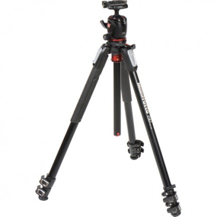 Manfrotto MK190XPRO3-BHQ2 Aluminum Tripod with XPRO Ball Head and 200PL QR Plate