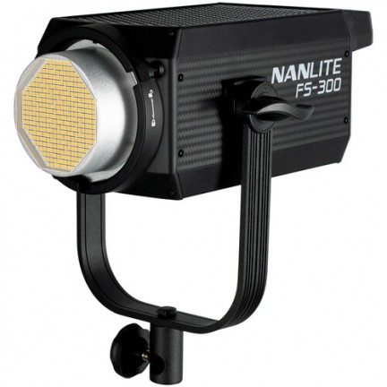 Nanlite FS-300 LED Daylight Spot Light