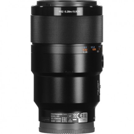 Sony FE 90mm f/2.8 Macro G OSS Lens